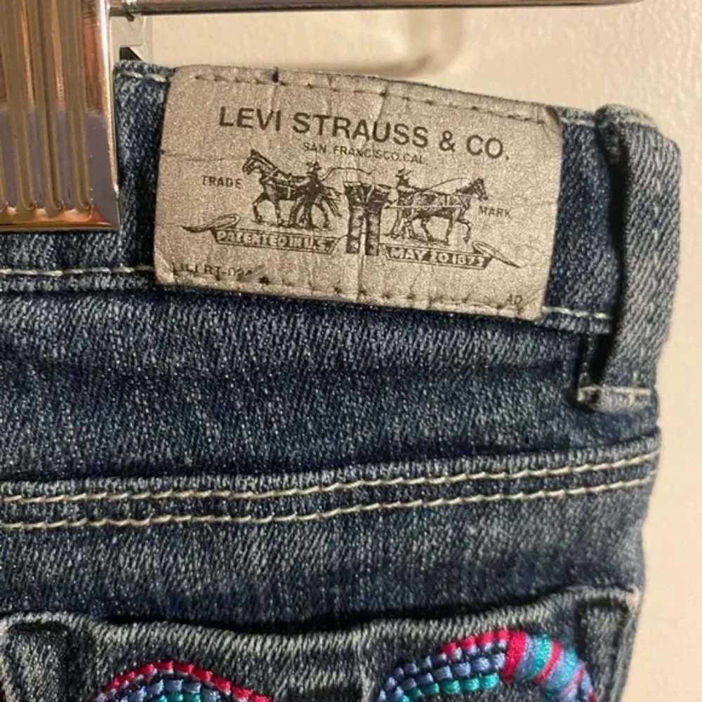 Levi's Girl's blue jeans with gems‎ and embroidered hearts Adjustable Waist 3T
